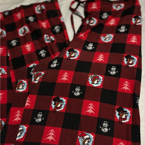 Buc-ee’s pj set - Picture 6 of 8